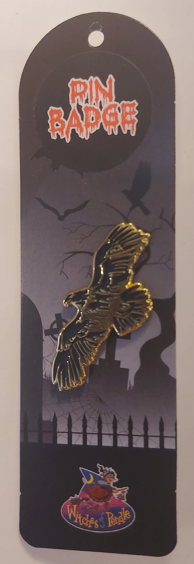 Witches of pendle pin badge golden Eagle 