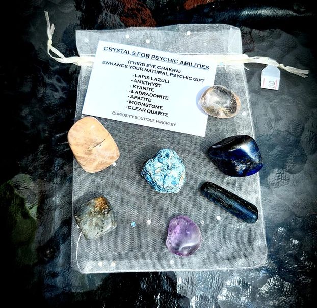 Psychic abilities healing crystal set